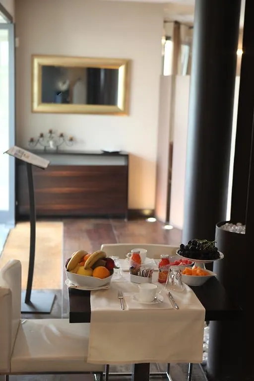 Onemhotel San Paolo  San Paolo (Lombardy)